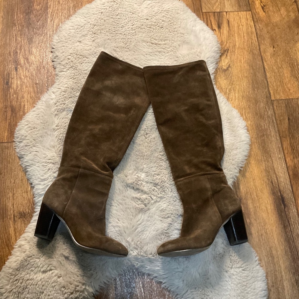 Karl Lagerfeld Size 8 Knee‎ High Heeled Brown Suede Heeled Boots Womens